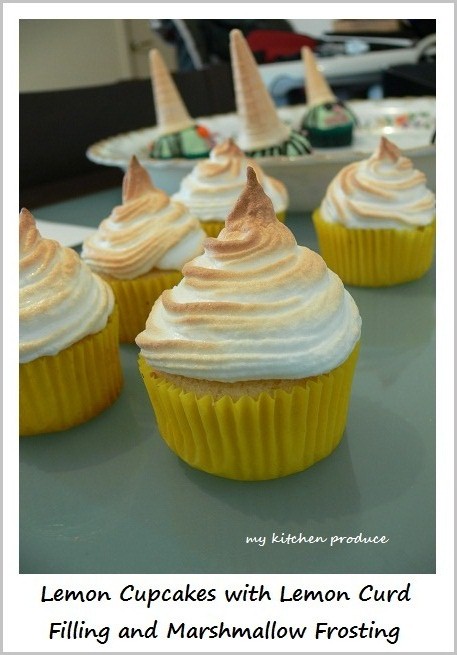 Lemon cupcakes with Lemon Curd Filling and Marshmallow Frosting