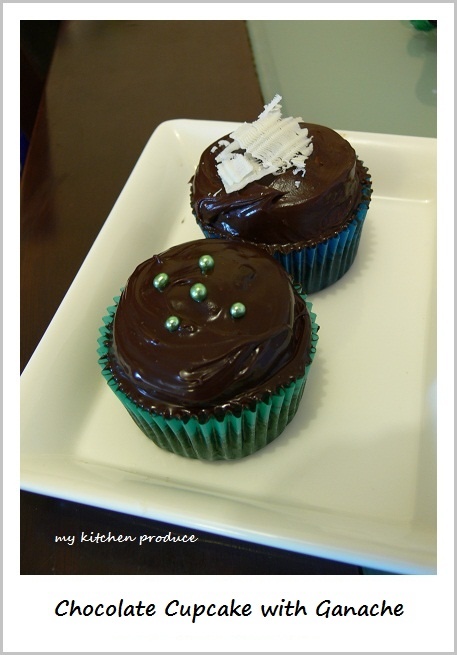 Chocolate Cupcakes with Ganache